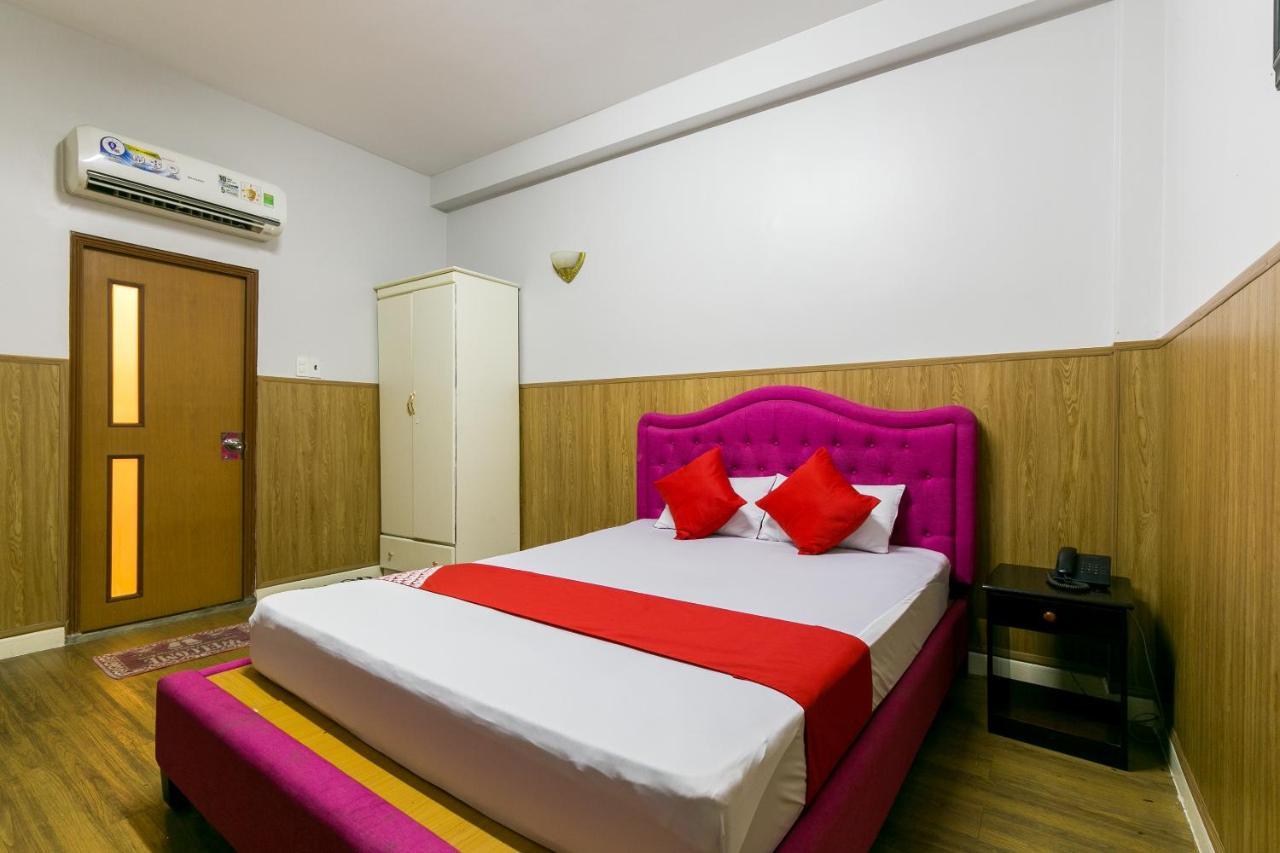 Oyo 369 Minh Anh Hotel Ho Chi Minh City Exterior photo